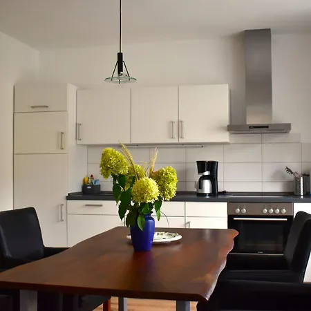 Ilonas Apartment *